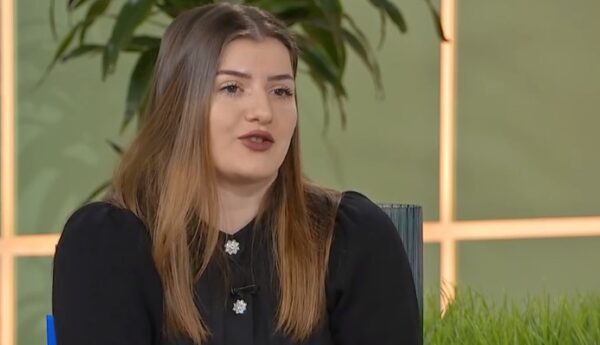 “Ishalla nuk i çel ma sytë në mëngjes” mallkimi ndaj Mandalenës si vajza e gjashtë e familjes, veç pse nuk ishte djalë
