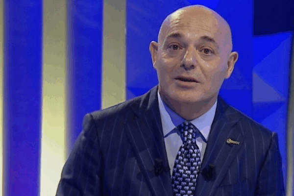 Blendi Fevziu ben njoftimin e fundit pasi Artan Lame nuk ka ndërruar jete